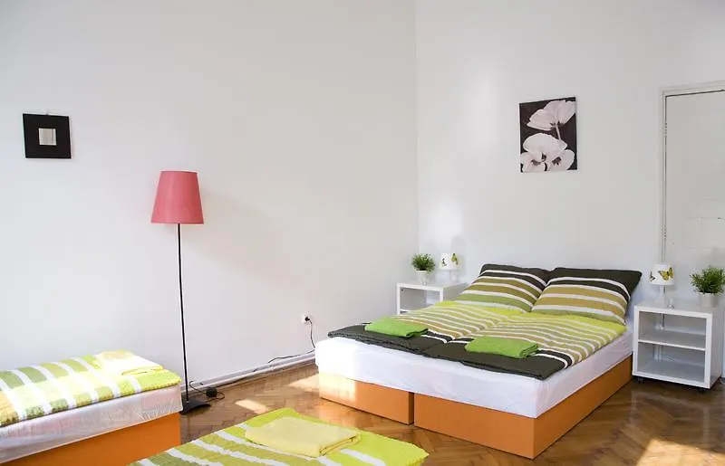 ** Gasthof Butterfly Hostel & Guesthouse Budapest Ungarn